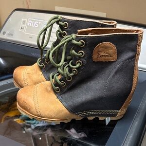 Sorel Women's Joan of Arctic Boots